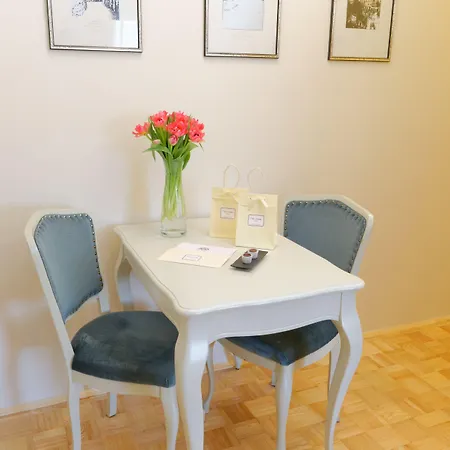 아파트호텔 민카