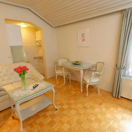 Minka Apart Otel Ljubljana