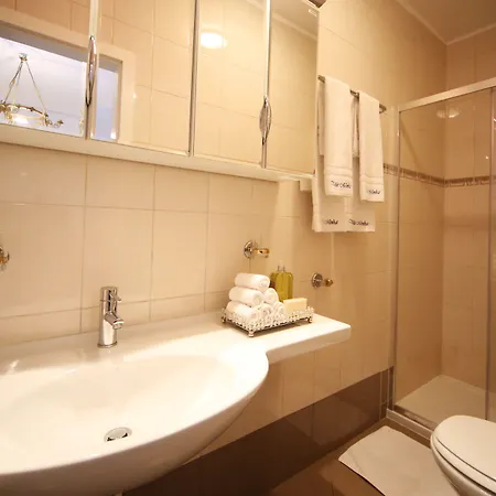 アパートホテル アパートホテル ビラ ミンカ