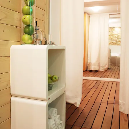 Apart Otel Minka 4*