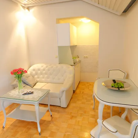 Hotel apartamentowy Minka Lublana