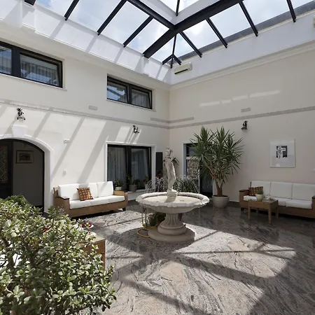 Minka Hotel apartamentowy 3*